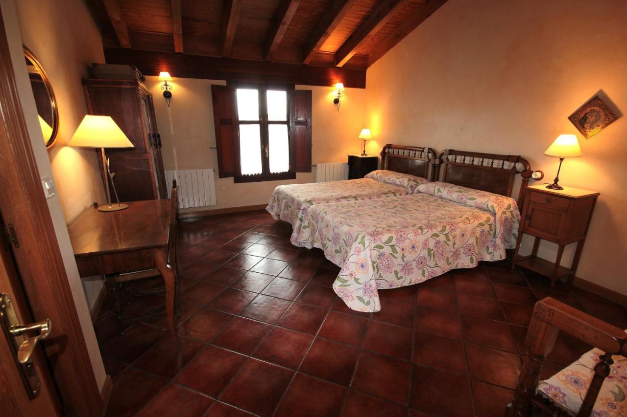 Casa Rural El Meson 布里奥内斯 外观 照片