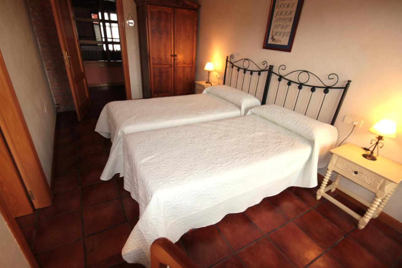 Casa Rural El Meson 布里奥内斯 外观 照片