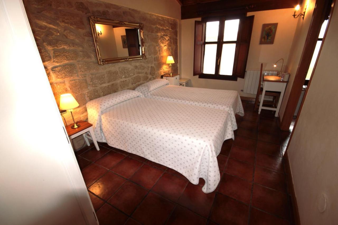 Casa Rural El Meson 布里奥内斯 外观 照片
