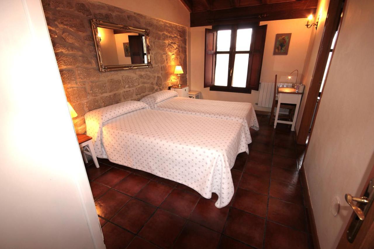 Casa Rural El Meson 布里奥内斯 外观 照片