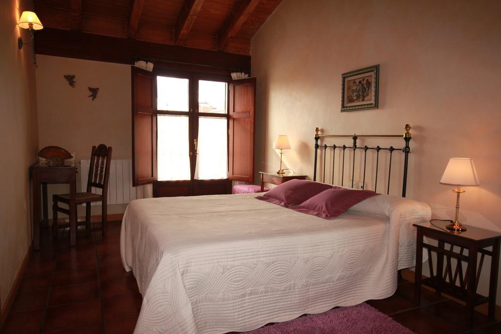 Casa Rural El Meson 布里奥内斯 客房 照片