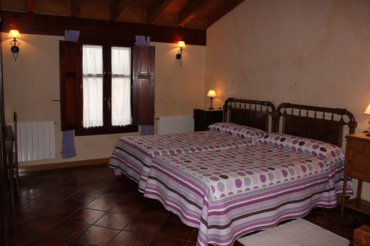 Casa Rural El Meson 布里奥内斯 外观 照片